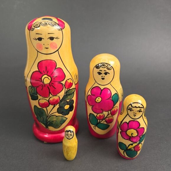 Matryoshka Wood Nesting Dolls Hand Painted Russian 4 Piece Stacking USSR - Picture 2 of 11